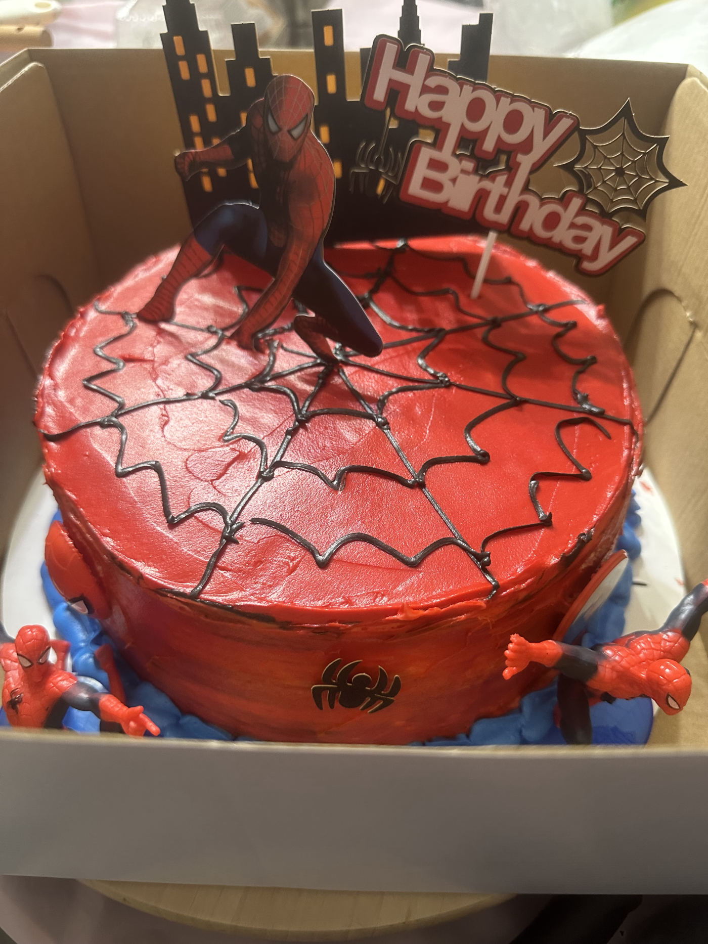 Custom Spider-Man themed birthday cake by RizziBakes